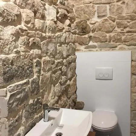 La Belle Et La Bete * Sutivan