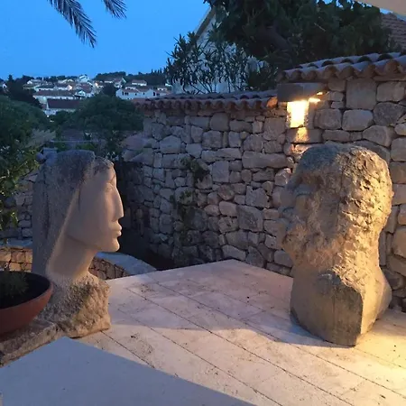 Apartman La Belle Et La Bete Sutivan